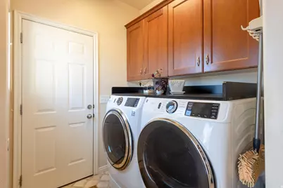 4681 W Pale Moon Ln, South Jordan, UT 84009 - Photo 19