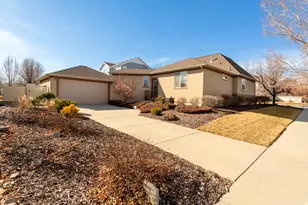 4681 W Pale Moon Ln, South Jordan, UT 84009 - Photo 33