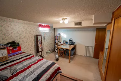 5468 S 2300 W, Roy, UT 84067 - Photo 11