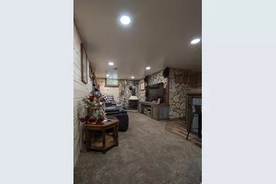 5468 S 2300 W, Roy, UT 84067 - Photo 15