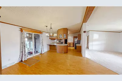 718 S State St, Genola, UT 84655 - Photo 3