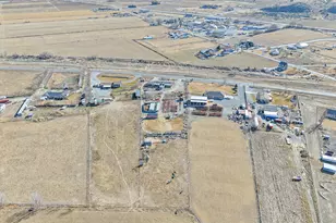 718 S State St, Genola, UT 84655 - Photo 27