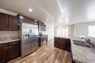 757 W Gallant Dr, Bluffdale, UT 84065 - Photo 5