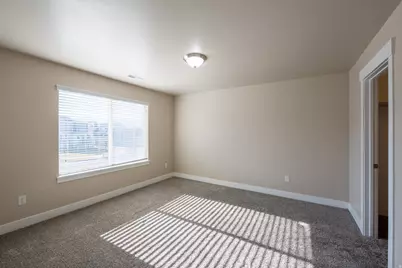 757 W Gallant Dr, Bluffdale, UT 84065 - Photo 9