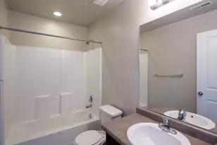 757 W Gallant Dr, Bluffdale, UT 84065 - Photo 11