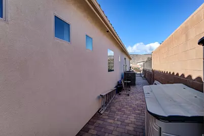 2030 N Reserve Pkwy, Washington, UT 84780 - Photo 15
