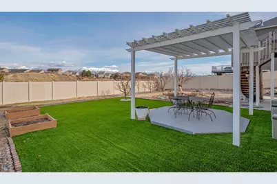 7592 N Evans Ranch Dr #B2-12, Eagle Mountain, UT 84005 - Photo 45