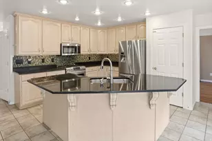 624 E Rocky Knoll Ln S, Draper, UT 84020 - Photo 17