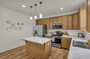 1954 W Parkview Dr, Syracuse, UT 84075 - Photo 7