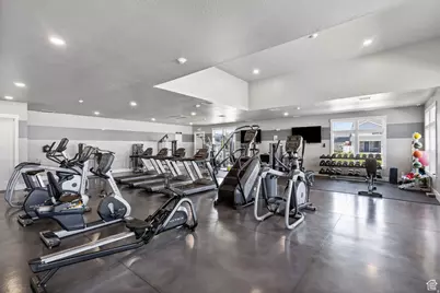 1954 W Parkview Dr, Syracuse, UT 84075 - Photo 45