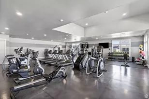 1954 W Parkview Dr, Syracuse, UT 84075 - Photo 45