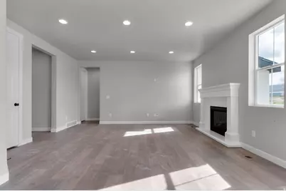 8916 S Smoky Hollow Rd, West Jordan, UT 84081 - Photo 11
