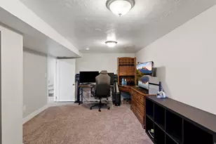 534 N 1400 W, Salt Lake City, UT 84116 - Photo 33