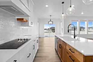 613 S 175 E, Hyde Park, UT 84318 - Photo 7