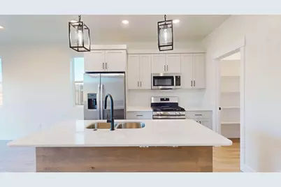 2772 N Clark Pkwy, Cedar City, UT 84721 - Photo 3