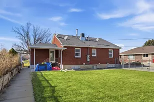 1420 N Main St, Bountiful, UT 84010 - Photo 3