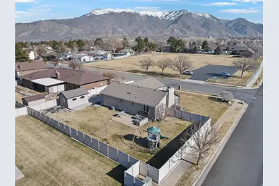 5581 S 100 W, Washington Terrace, UT 84405 - Photo 29