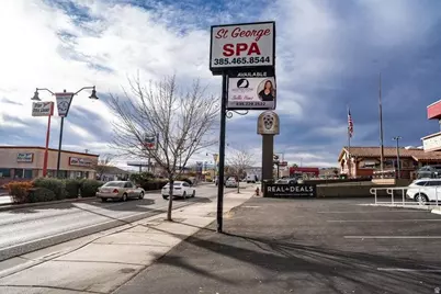 863 E St. George Blvd, Saint George, UT 84770 - Photo 3