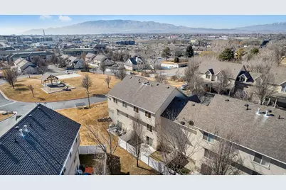414 N 1322 E, Lehi, UT 84043 - Photo 23