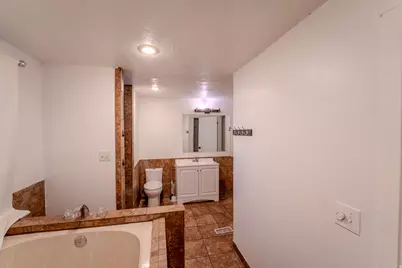 10522 S Amaryllis St, Sandy, UT 84094 - Photo 13