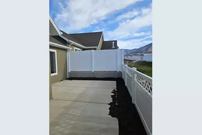 224 E 850 St N #D, Tooele, UT 84074 - Photo 9