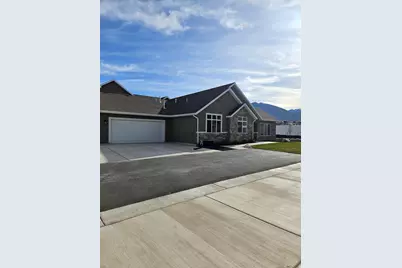 224 E 850 St N #D, Tooele, UT 84074 - Photo 1