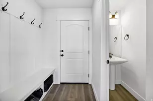 412 S 1170 E, Hyrum, UT 84319 - Photo 13