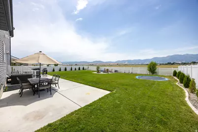 412 S 1170 E, Hyrum, UT 84319 - Photo 27