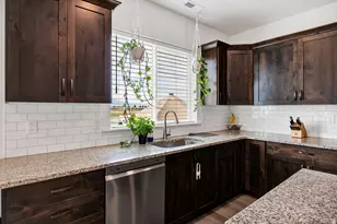 412 S 1170 E, Hyrum, UT 84319 - Photo 11