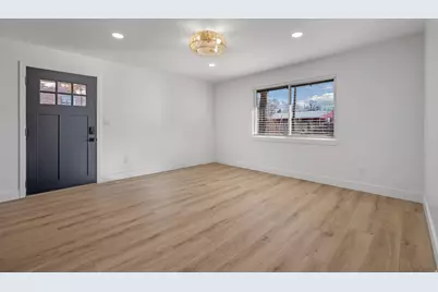 560 E 100 N, Springville, UT 84663 - Photo 17