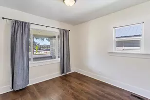 73 E 400 S, Logan, UT 84321 - Photo 11