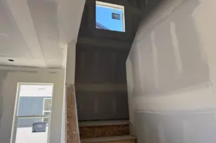 639 E Ryegrass Dr, Eagle Mountain, UT 84005 - Photo 7