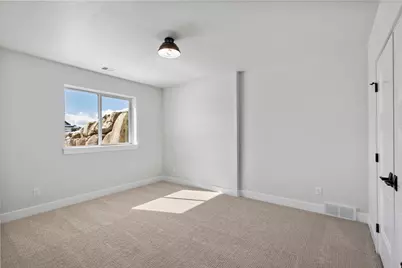 656 E Mountain Rd N, North Ogden, UT 84414 - Photo 27