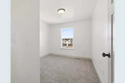 860 E 250 N, Hyrum, UT 84319 - Photo 13