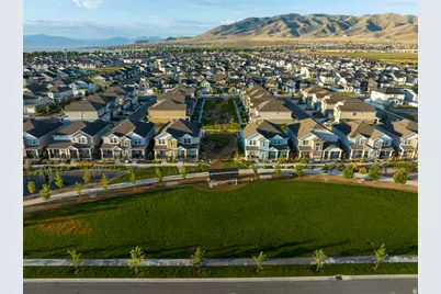 258 E Duck Wood Cv #160, Saratoga Springs, UT 84045 - Photo 27