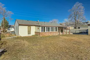 220 E Pioneer Ave, Sandy, UT 84070 - Photo 5