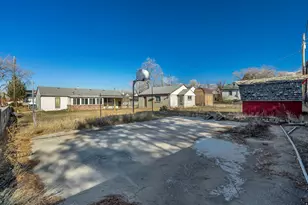 220 E Pioneer Ave, Sandy, UT 84070 - Photo 7