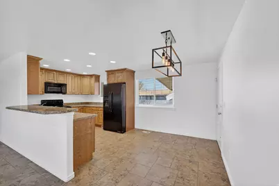 7265 S 1975 W, West Jordan, UT 84084 - Photo 9