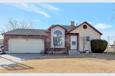 4813 S 3850 W, Roy, UT 84067 - Photo 1