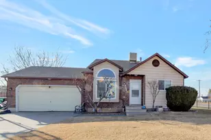 4813 S 3850 W, Roy, UT 84067 - Photo 1