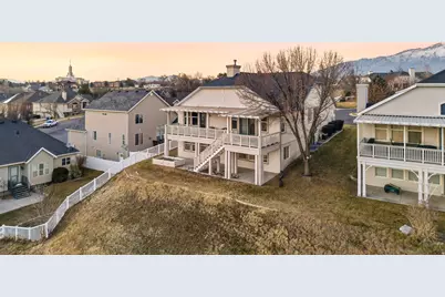 2421 Renaissance Ct, Pleasant Grove, UT 84062 - Photo 5