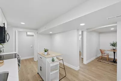 291 E 1950 S, Bountiful, UT 84010 - Photo 29