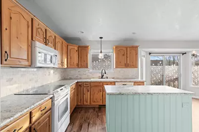 2376 E 1610 S, Spanish Fork, UT 84660 - Photo 17