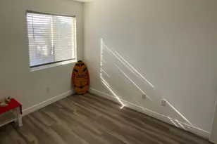 90 E Resaca Dr, Sandy, UT 84070 - Photo 11