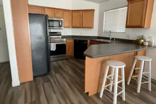 90 E Resaca Dr, Sandy, UT 84070 - Photo 5