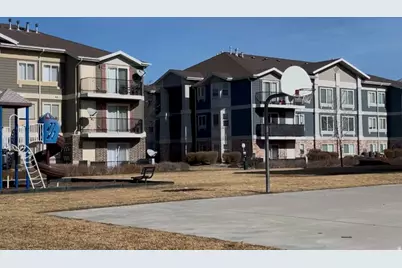 90 E Resaca Dr #C11, Sandy, UT 84070 - Photo 25