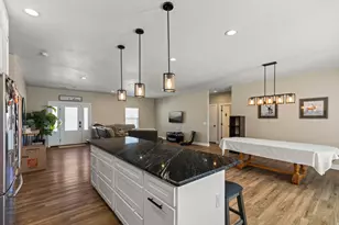 1218 E Highline Rd, Loa, UT 84747 - Photo 13