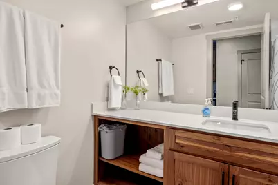 35 E 150 S #E202, Garden City, UT 84028 - Photo 7