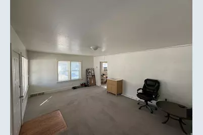 163 S Main St, Smithfield, UT 84335 - Photo 17