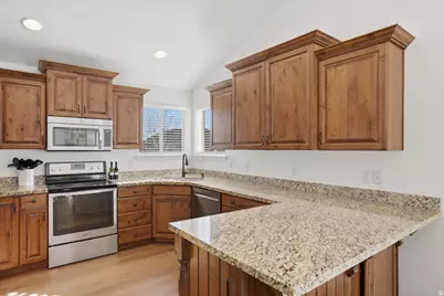 3857 W Belfry Cir S, South Jordan, UT 84095 - Photo 11